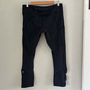Lululemon Ruched Bottom Cropped Leggings with Side Pockets Size 10